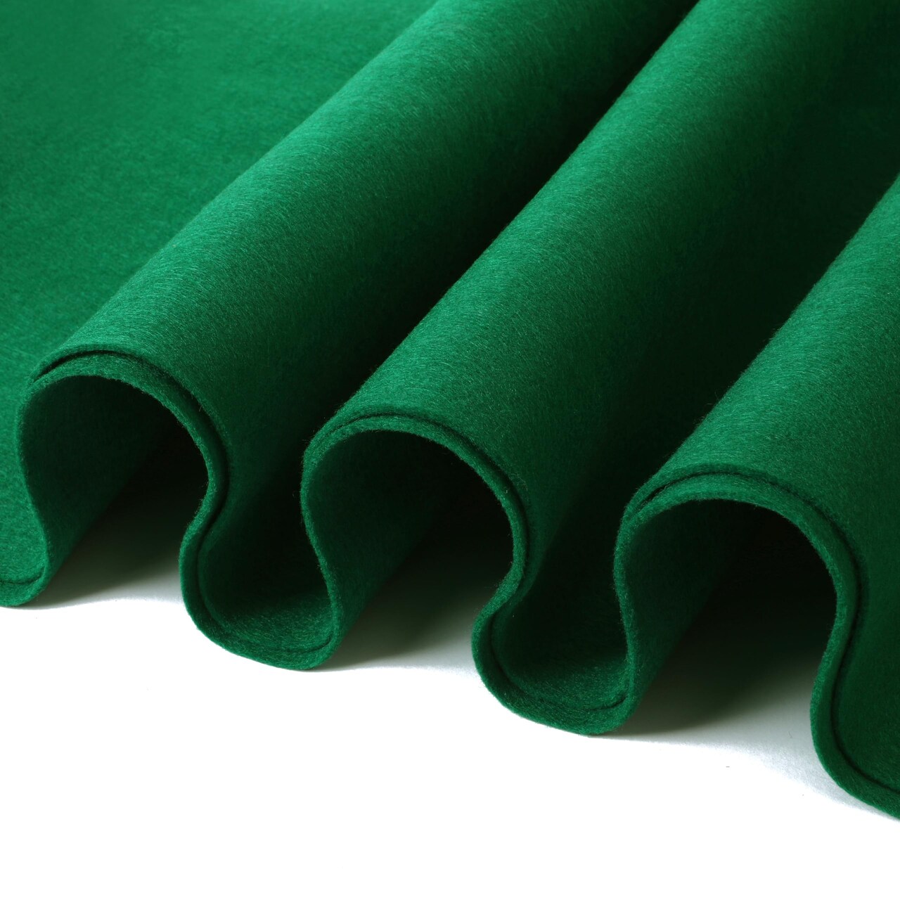 Green Felt Fabric 72 * 36 Inch Wide 1.6mm,Fabric Sheets Soft Woven Acrylic Craft Fabric for DIY Craft Work Sewing Patchwork,Craft Felt